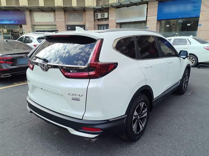 Фото 7 - Honda CR-V
