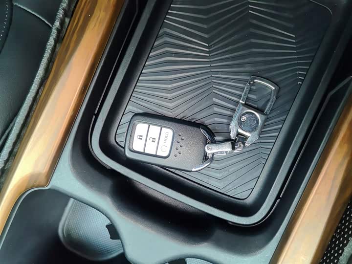 Фото 9 - Honda CR-V