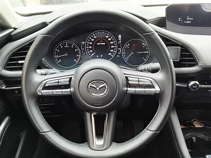 Фото 3 - Mazda 3 (Axela)