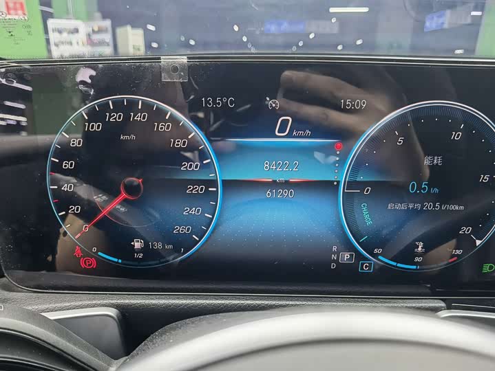 Фото 15 - Mercedes-Benz GLB-Class