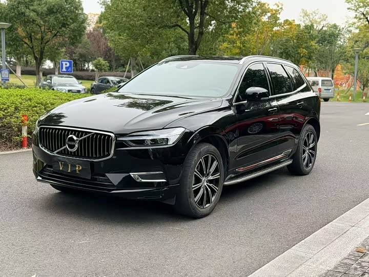 Фото 1 - Volvo XC60