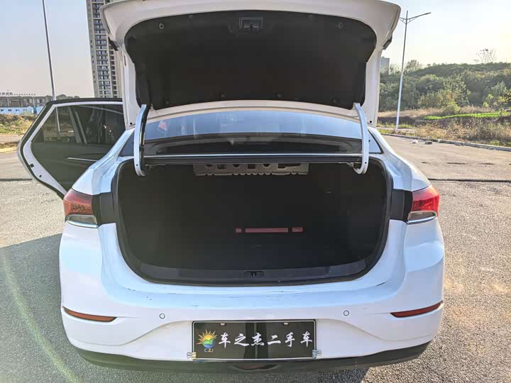 Фото 17 - Buick Excelle GT