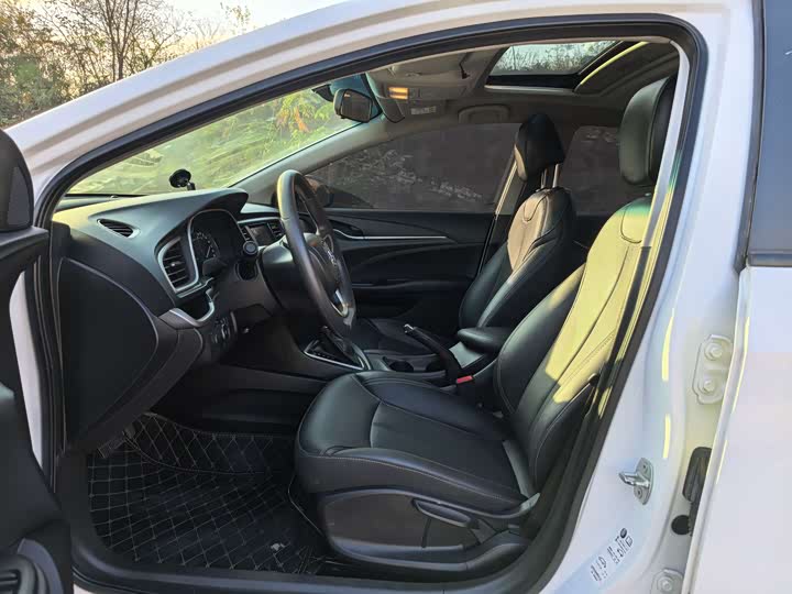 Фото 9 - Buick Excelle GT