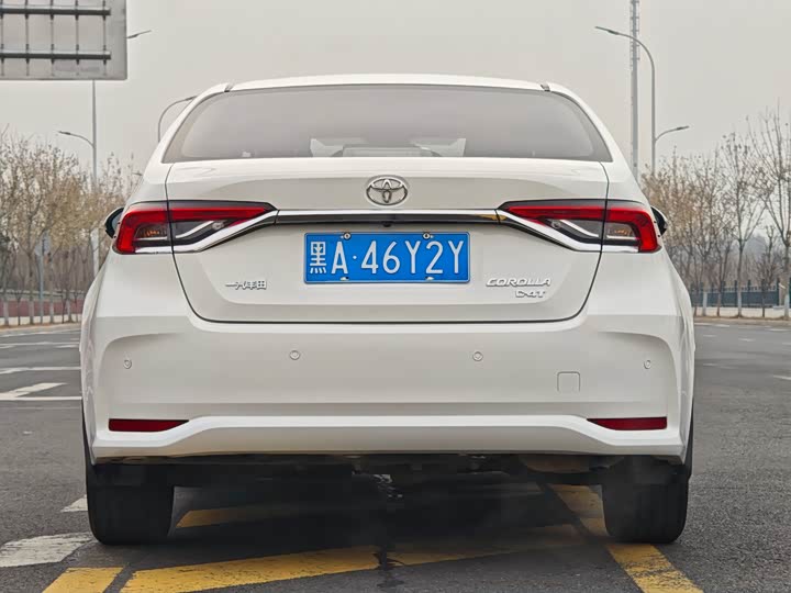 Фото 5 - Toyota Corolla