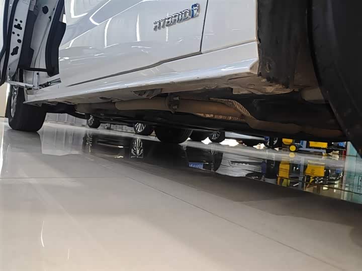 Фото 5 - Toyota Sienna