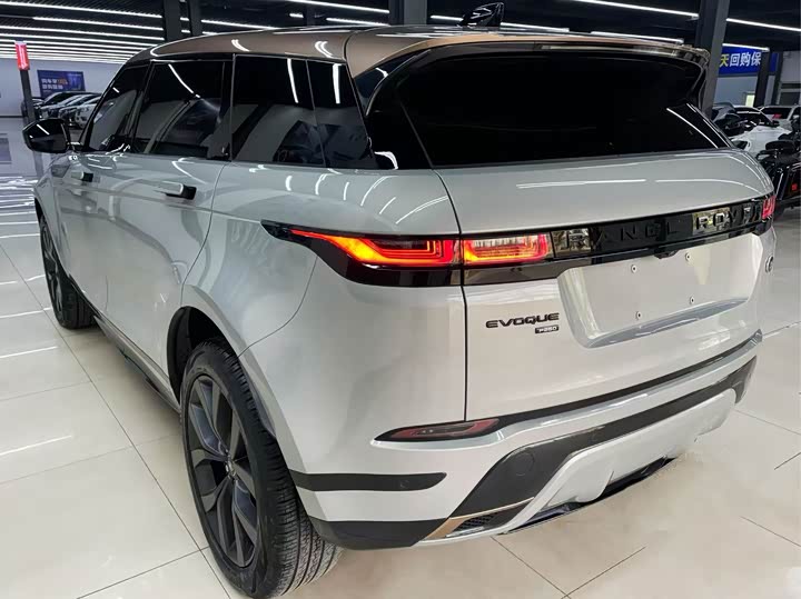 Фото 4 - Land Rover Range Rover Evoque L