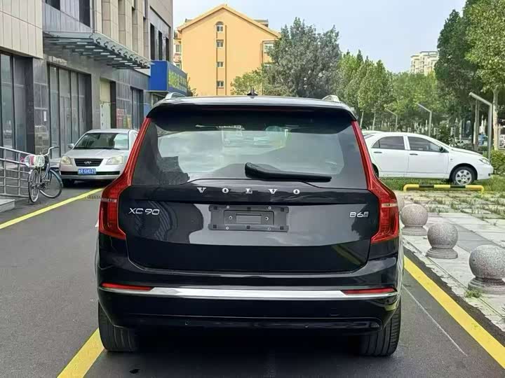 Фото 5 - Volvo XC90