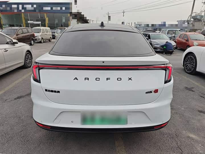 Фото 6 - BAIC Arcfox Alpha S