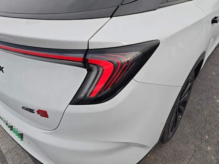 Фото 8 - BAIC Arcfox Alpha S