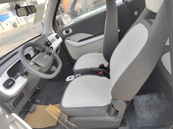 Фото 15 - Geely Galaxy Panda Mini