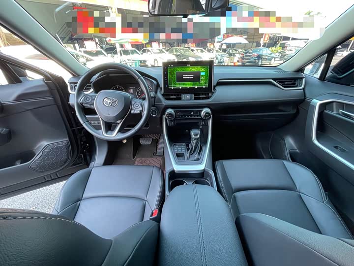 Фото 5 - Toyota Wildlander