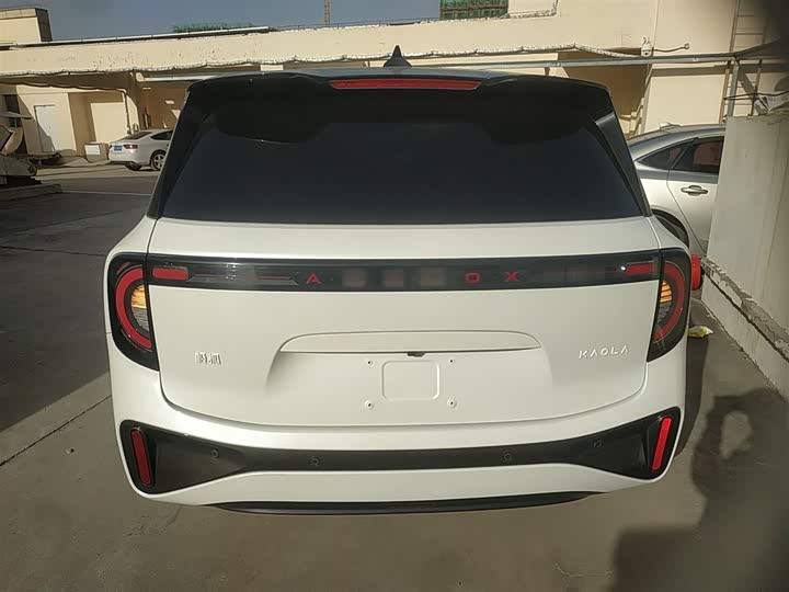 Фото 6 - BAIC Arcfox Kaola