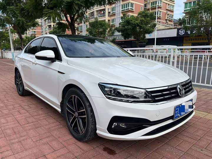 Фото 3 - Volkswagen Lamando L