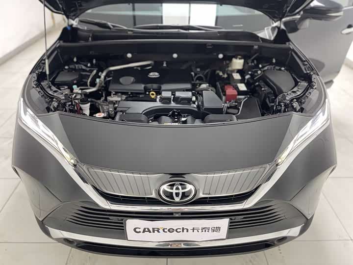 Фото 10 - Toyota Harrier