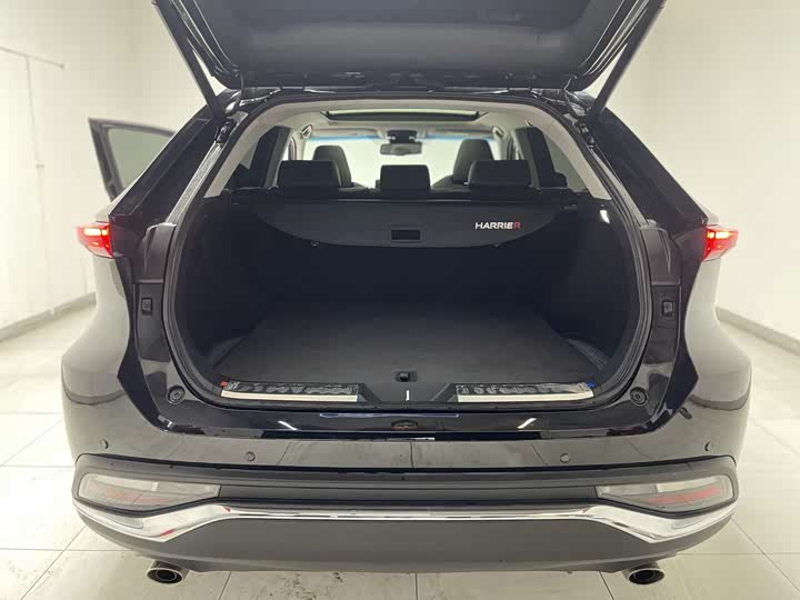 Фото 19 - Toyota Harrier