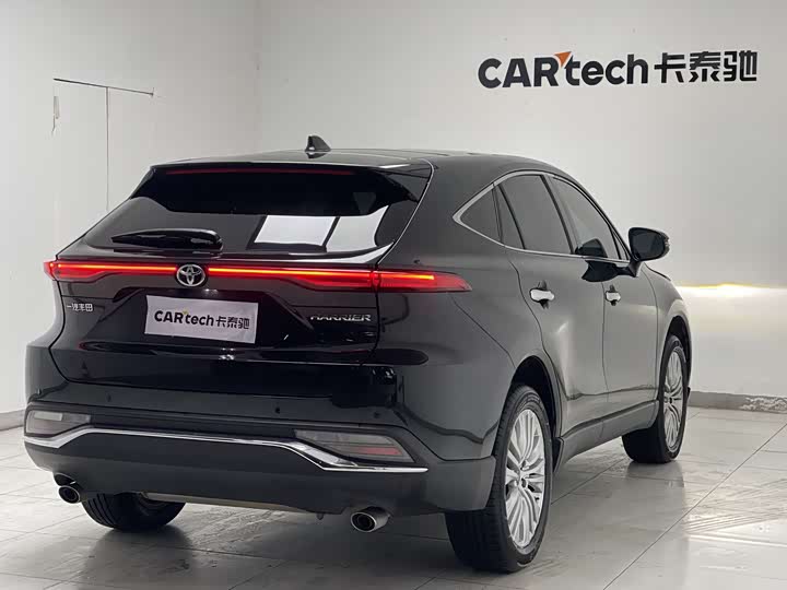 Фото 33 - Toyota Harrier