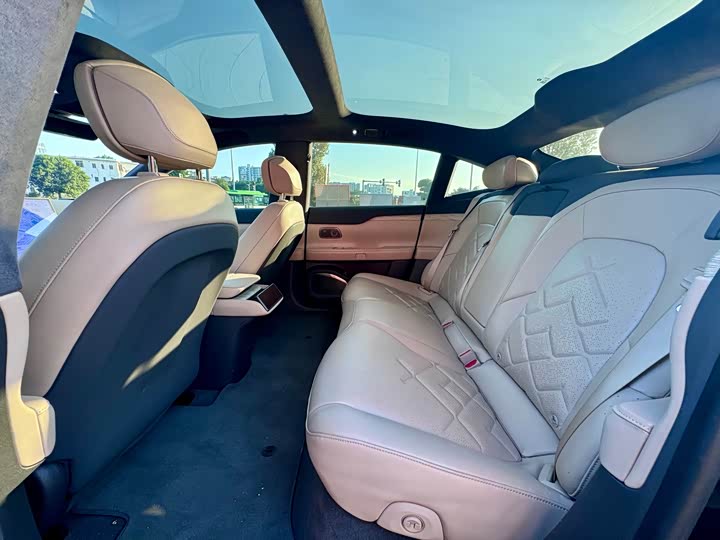 Фото 19 - Nio ET7