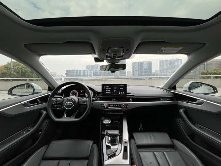 Фото 14 - Audi A5