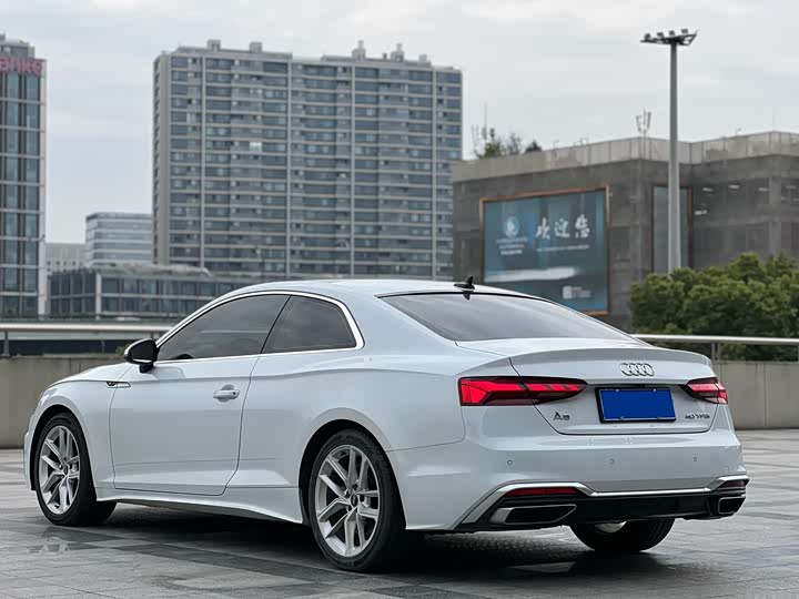 Фото 4 - Audi A5