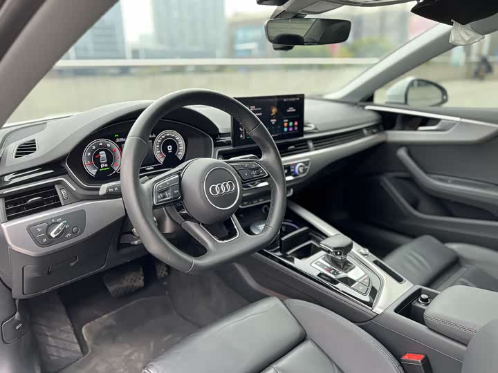 Фото 8 - Audi A5