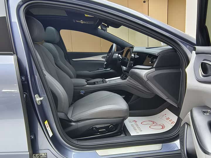 Фото 11 - BYD Seal 07 DM-i Hybrid