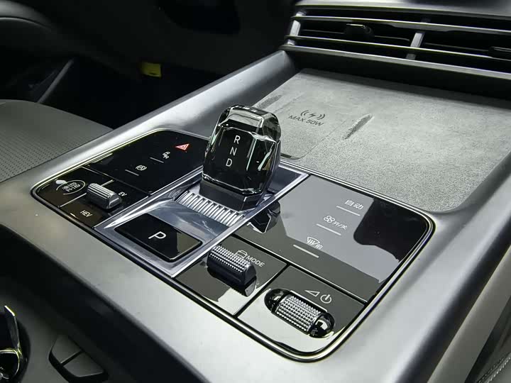 Фото 18 - BYD Seal 07 DM-i Hybrid