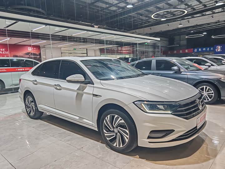 Фото 3 - Volkswagen Sagitar L