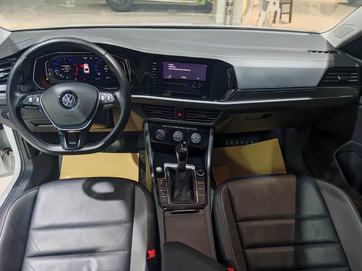 Фото 7 - Volkswagen Sagitar L