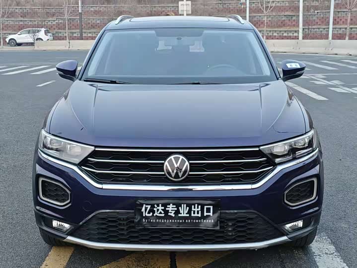 Фото 2 - Volkswagen T-Roc