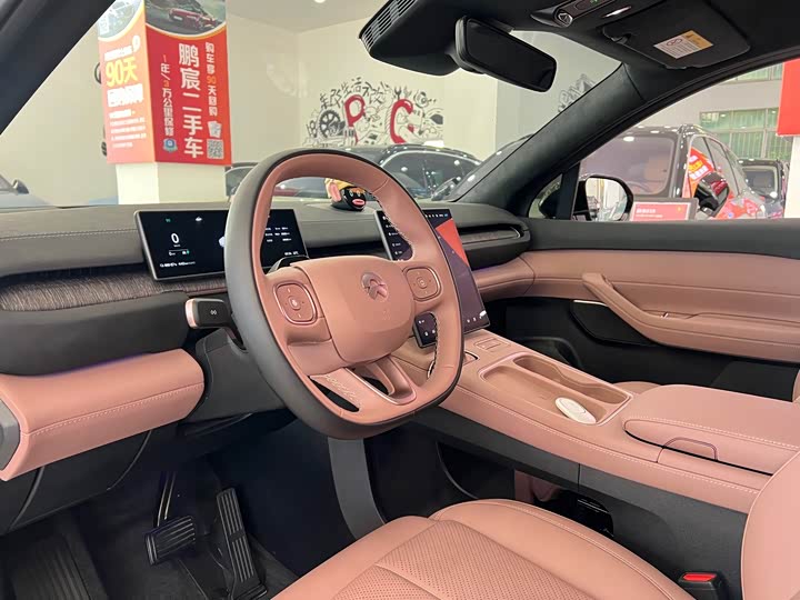 Фото 16 - Nio EC6