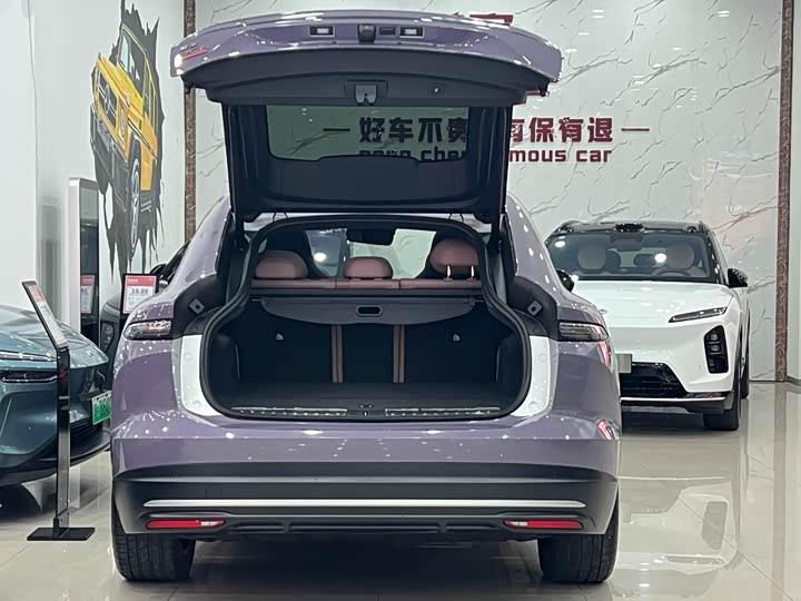 Фото 7 - Nio EC6