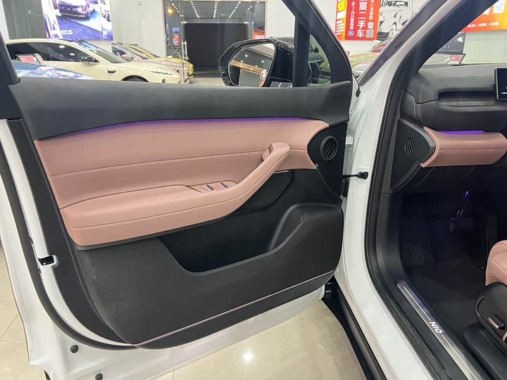 Фото 8 - Nio EC6