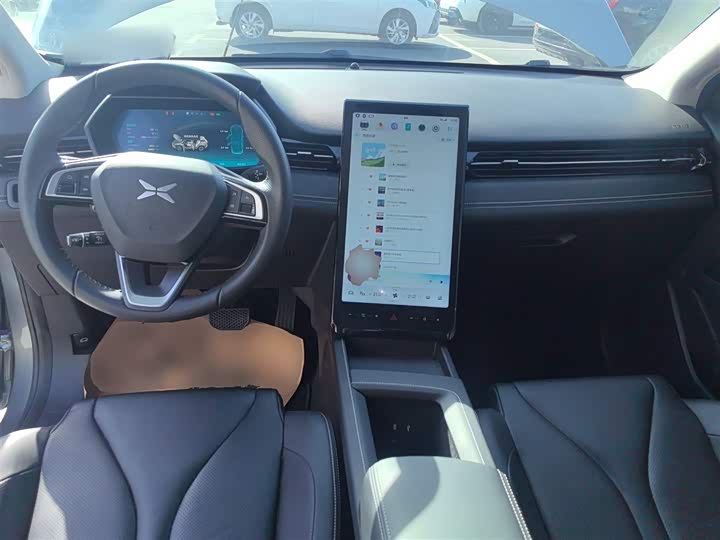 Фото 10 - XPeng G3