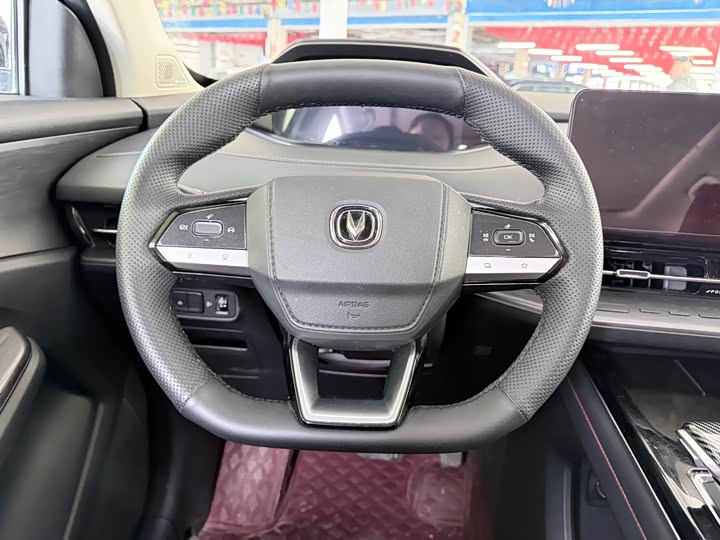 Фото 13 - Changan CS55 Plus