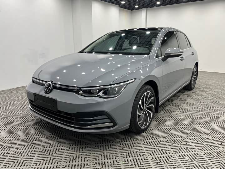 Фото 3 - Volkswagen Golf