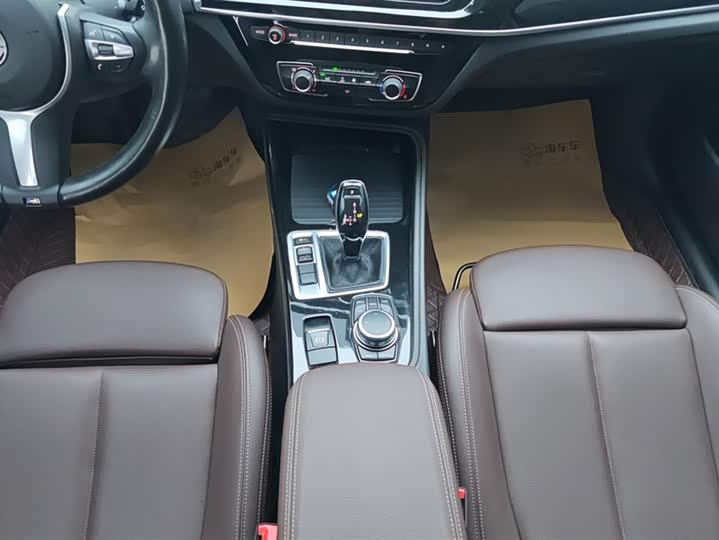 Фото 16 - BMW 1 Series