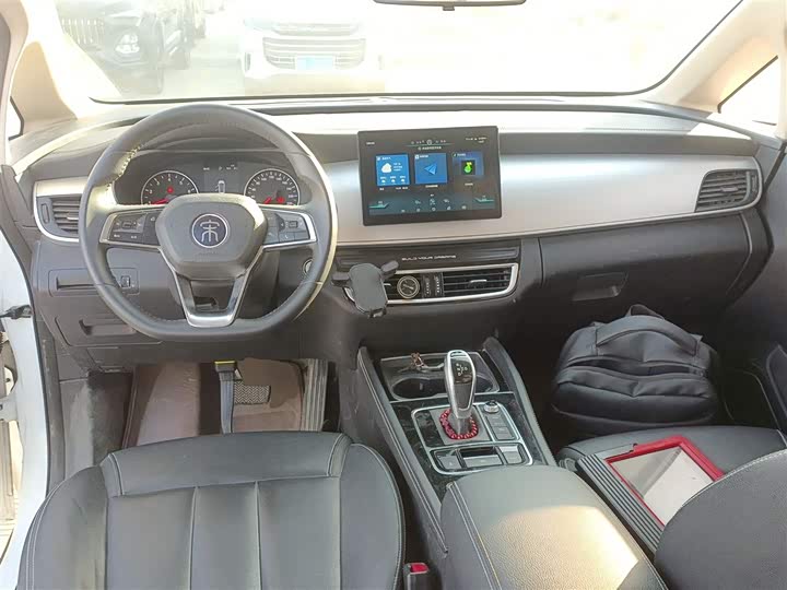 Фото 10 - BYD Song Max