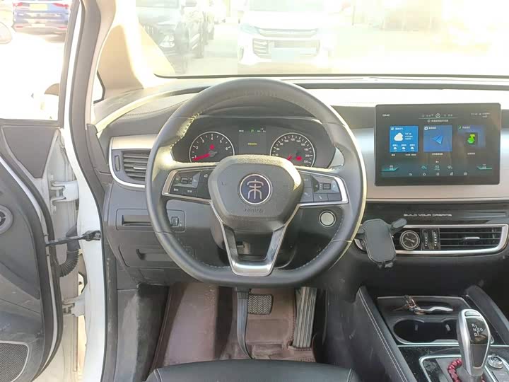 Фото 11 - BYD Song Max