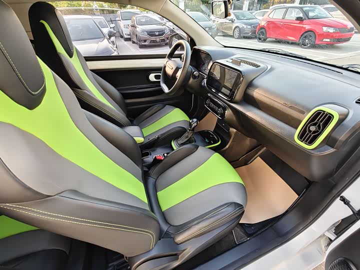 Фото 8 - Roewe Clever