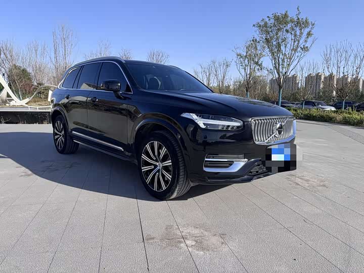 Фото 3 - Volvo XC90