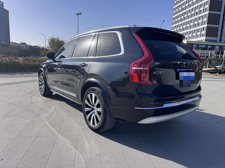 Фото 6 - Volvo XC90