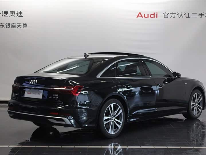 Фото 5 - Audi A6L
