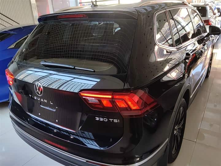 Фото 6 - Volkswagen Tiguan L Pro