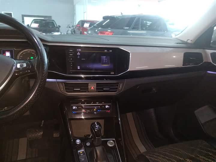 Фото 13 - Volkswagen Tayron