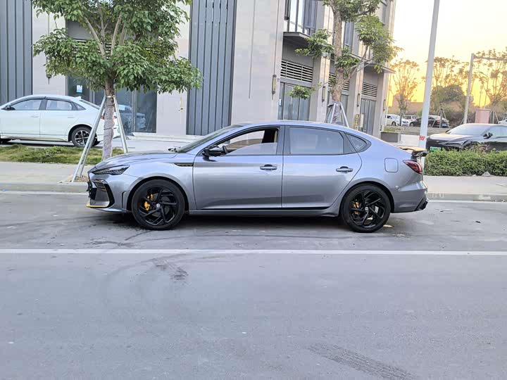 Фото 4 - MG Motor 6