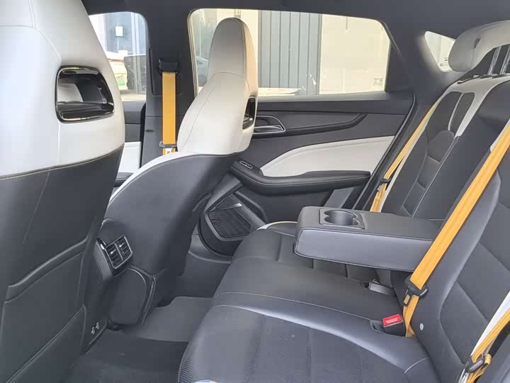 Фото 8 - MG Motor 6