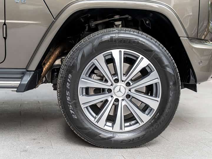 Фото 9 - Mercedes-Benz G-Class