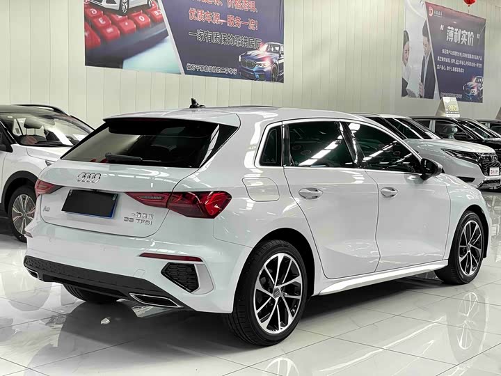 Фото 17 - Audi A3