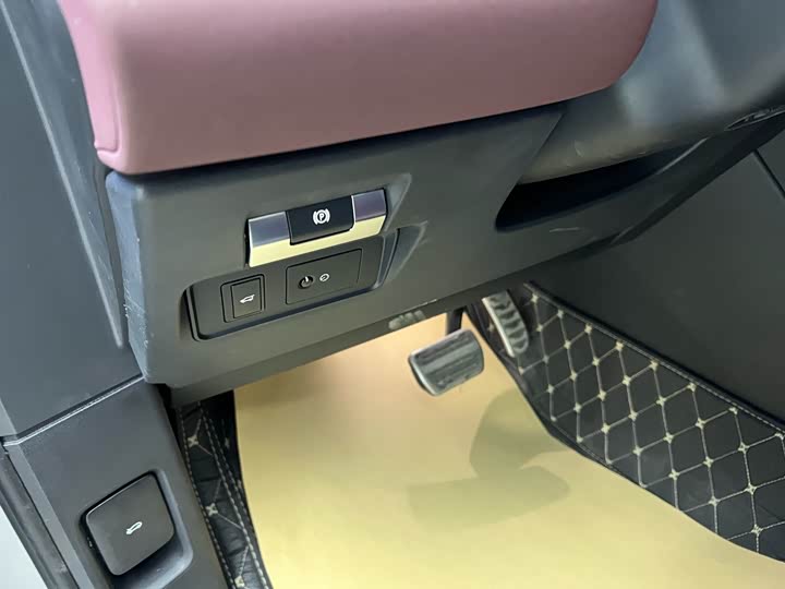 Фото 6 - Land Rover Range Rover Evoque L