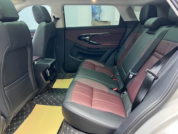 Фото 9 - Land Rover Range Rover Evoque L